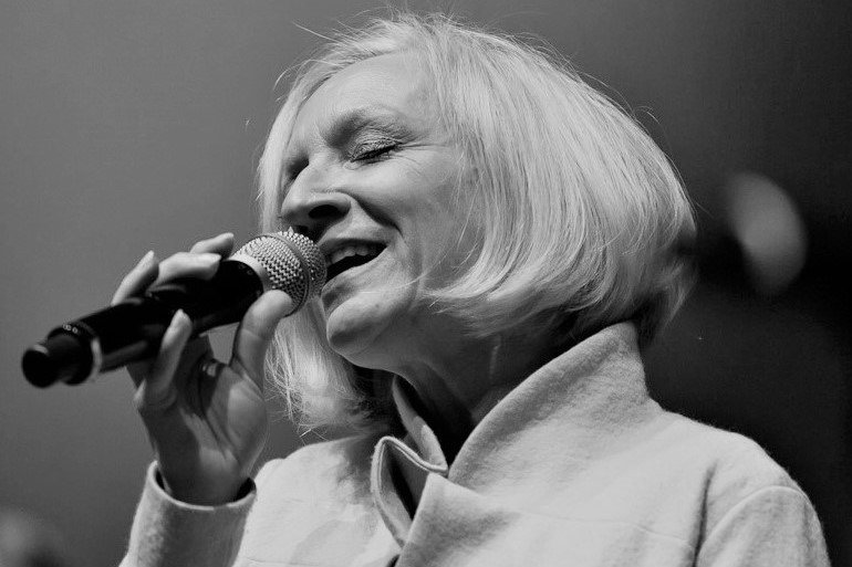 Patricia Prawit liest und singt über die Dietrich. © David Beecroft