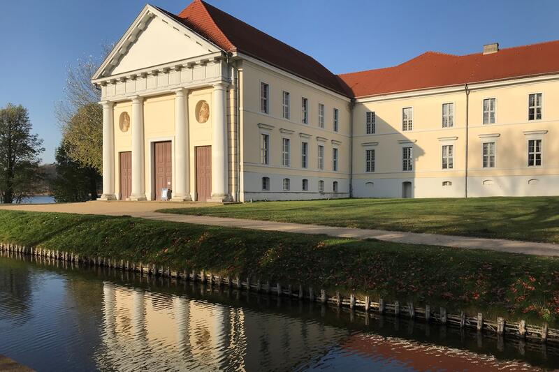 Die Osterfestspiele Schloss Rheinsberg bieten für 2024 ein vielfältiges Programm. © LK OPR